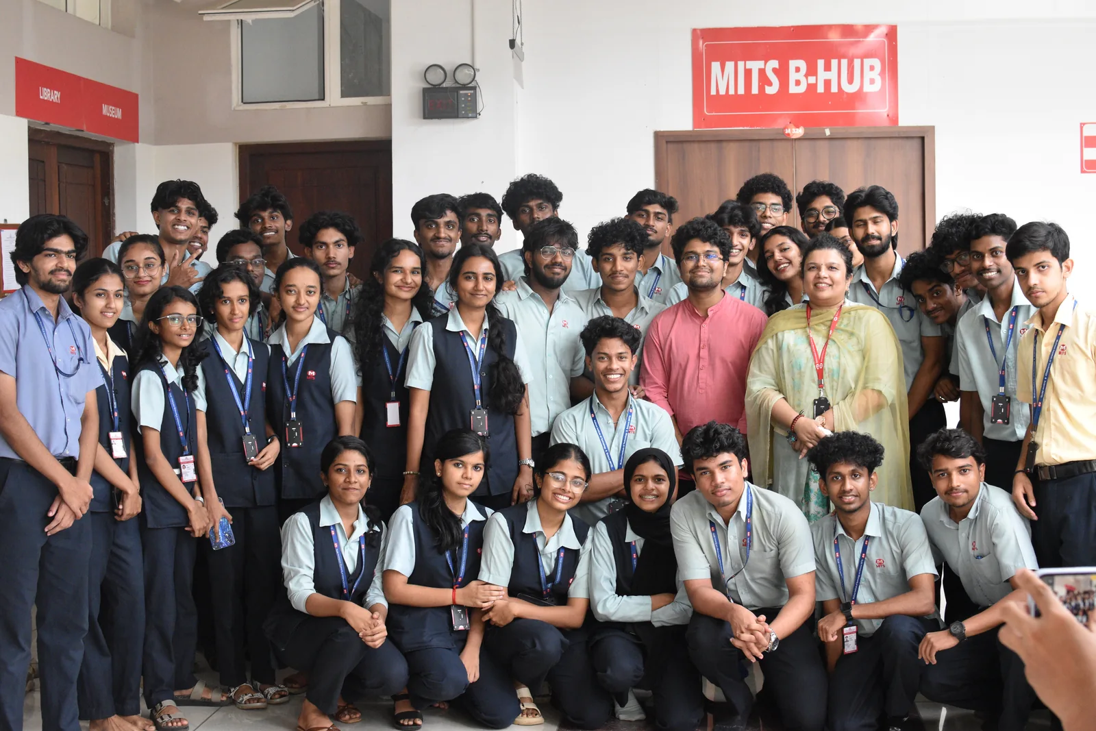 Instructor and students gathered outside MITS B-HUB after the session